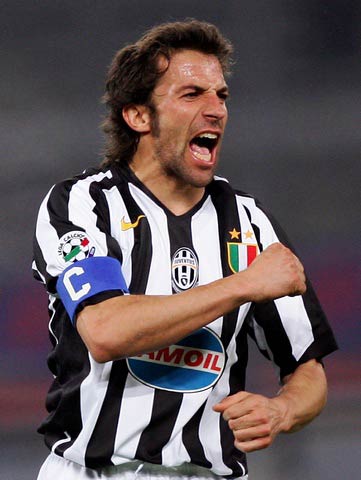 《恋与深空》5.0「爱，宇宙，诗王座」重磅上线！网易云游戏免下载免安装畅玩！