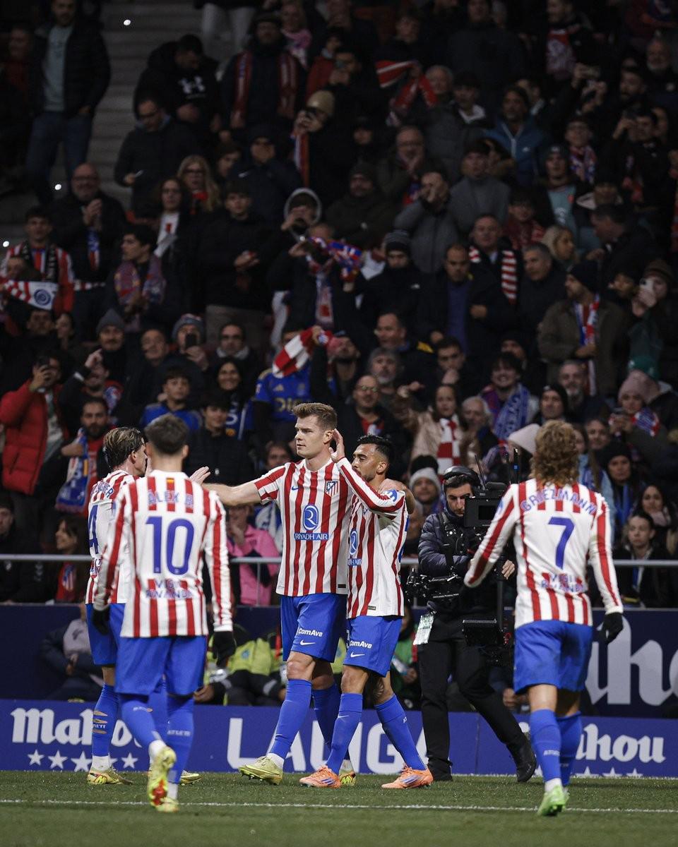 NBA-莱昂纳德32分詹姆斯空砍36分 湖人不敌快船