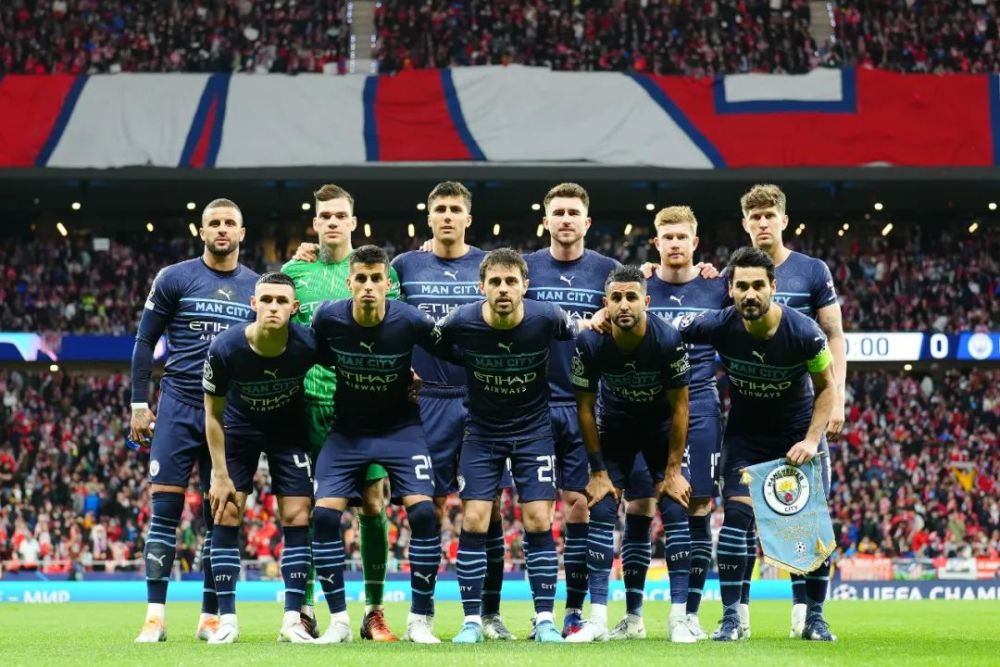 [德甲]丘库埃梅卡起脚远射 皮球折射入网