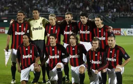 王博强势包夹战术奏效 杨鸣难以反制辽篮