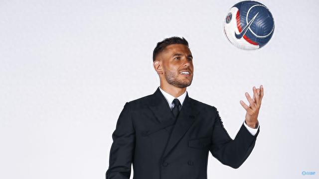 利物浦首席跟队：英足总必须立即采取行动处罚马丁内利