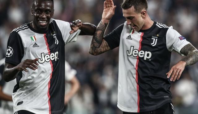 [中超]李帅一记传中球 莱昂纳多门前包抄破门